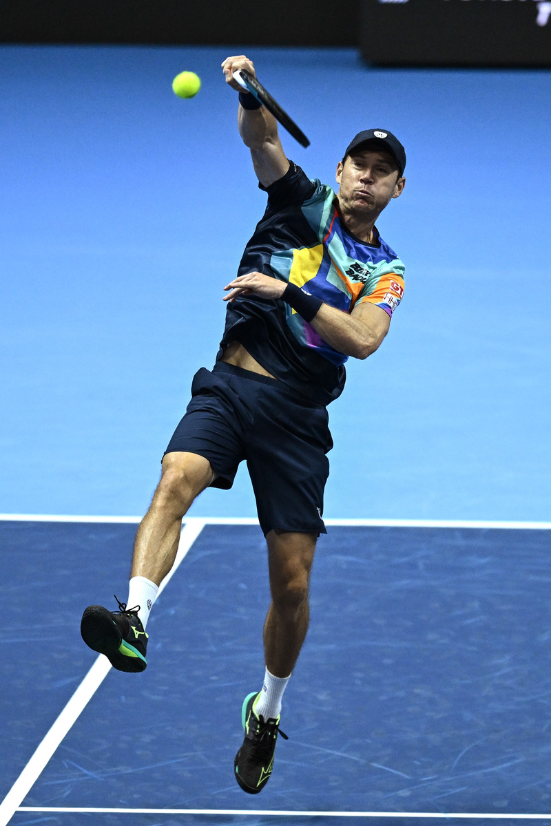 天博体育平台- 费德勒权变理论模型图 